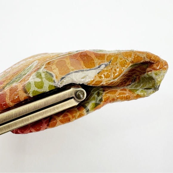 Hobo International Valentina Summer Bloom Clutch - Picture 3 of 7